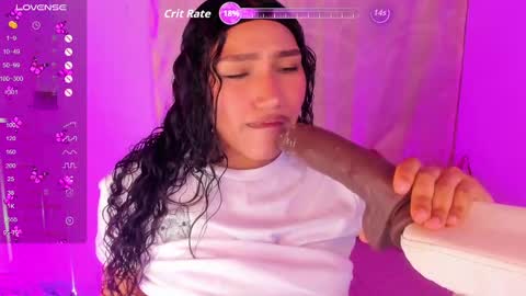 Snapshot of olivia_fx chatting on September 10, 8:31 pm Maria online show from September 10, 8:31 pm