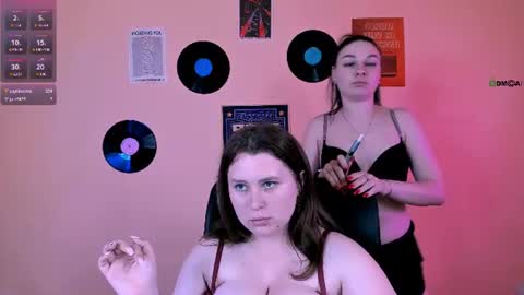 Sweet Olivia online show from June 16, 11:33 am