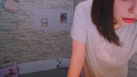 Olivia online show from December 14, 4:41 pm