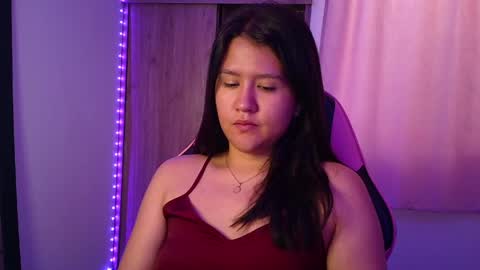 Olivia online show from April 2, 1:41 pm