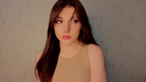 Olivia online show from June 28, 5:52 pm