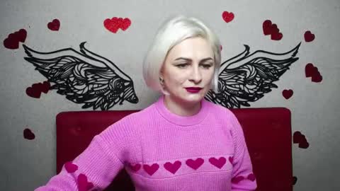 Snapshot of oliviahorst chatting on February 19, 6:22 am OliviaHorst online show from February 19, 6:22 am