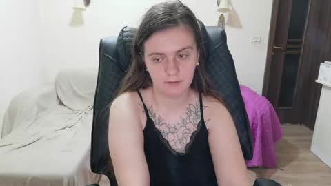 Mistress Olivia online show from June 7, 1:01 am