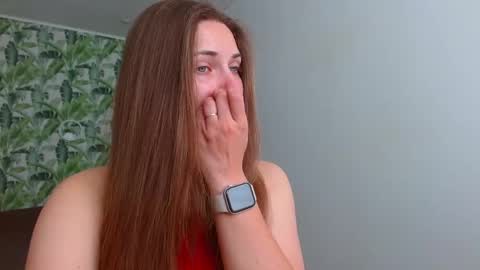 Olivia online show from May 29, 5:49 am