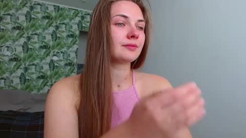 Olivia online show from September 17, 5:49 am