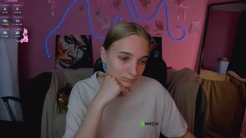 Ollivia online show from June 2, 6:03 am