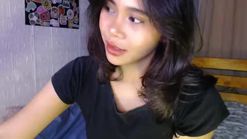 Angel online show from April 22, 9:45 pm