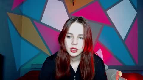 onessandra online show from December 19, 2:48 am