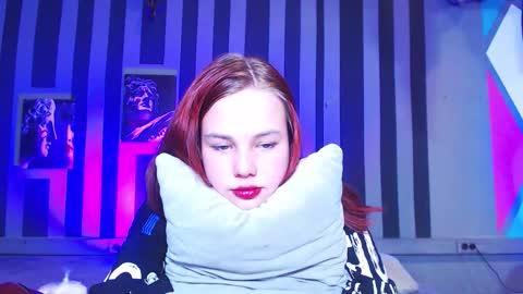 Snapshot of onessandra chatting on October 16, 5:54 am onessandra online show from October 16, 5:54 am
