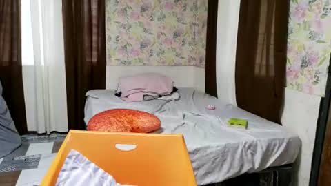 Eloise online show from July 19, 7:21 am