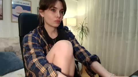 ophelia blue online show from January 14, 5:40 pm