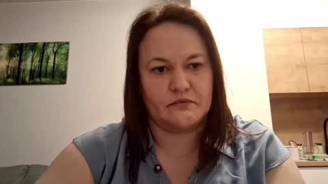 Ophelia online show from April 10, 8:04 pm