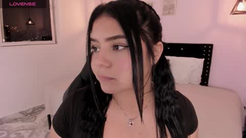 Snapshot of oriana_guzman chatting on October 11, 12:59 am Miss Guzman online show from October 11, 12:59 am