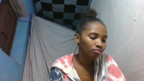 orianie064 online show from July 7, 1:36 pm
