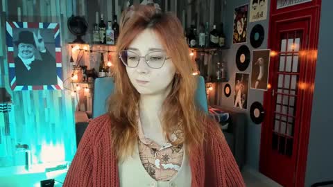 Snapshot of orianna_blade chatting on December 29, 9:06 am Orianna - Hi Im into geek culture cosplay crafting LARP games. Shall we play DnD online show from December 29, 9:06 am