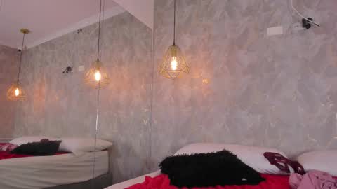 ORIBEL ANGELS online show from March 22, 8:20 am