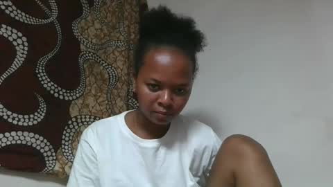 ornellahhh online show from February 12, 2:52 pm