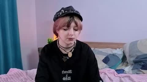 Ashley online show from November 3, 5:50 pm