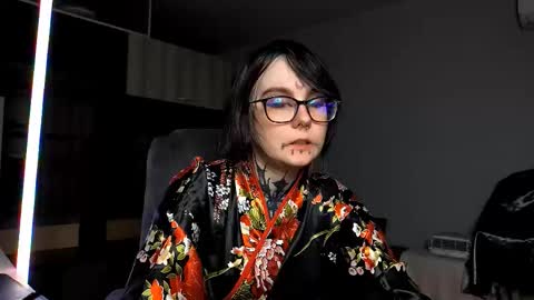 Snapshot of orvadowden chatting on October 17, 3:04 pm Milana online show from October 17, 3:04 pm
