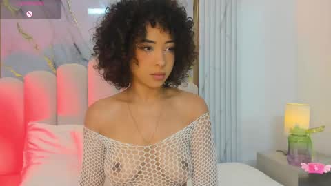 Snapshot of oshun_25 chatting on March 10, 12:06 pm Oshun online show from March 10, 12:06 pm