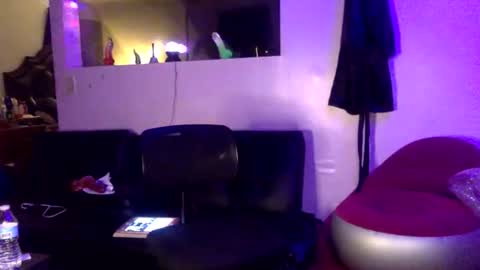 ososweet112 online show from March 8, 5:11 am