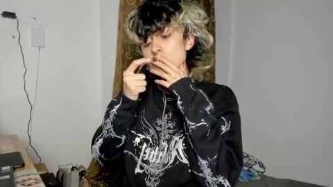 Snapshot of ottoyan_ chatting on January 28, 4:50 am Otto 3 online show from January 28, 4:50 am