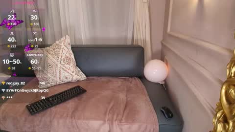 PaIIgePeach online show from January 9, 9:08 pm