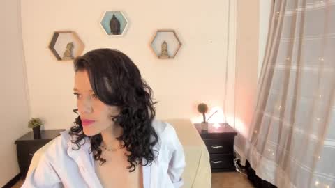 Paloma  online show from February 23, 6:07 pm