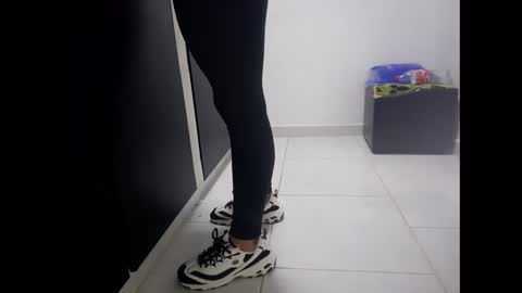 Mistresss Mona Lia y Mono Palomo online show from March 16, 12:42 pm