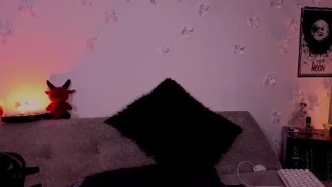 pamela online show from June 25, 6:51 am