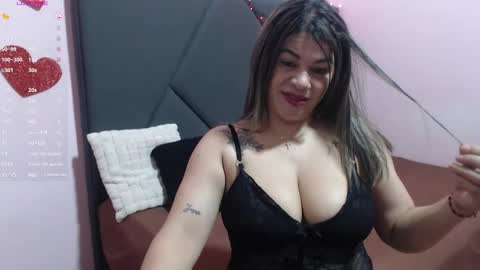 pamela_echeverria online show from February 11, 11:55 am