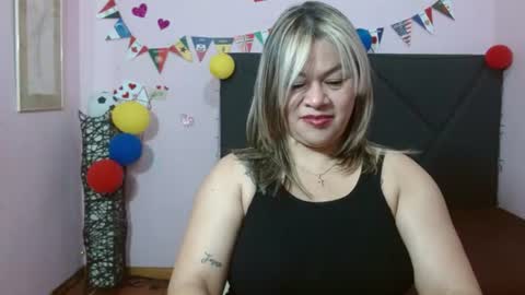 pamela_echeverria online show from June 22, 11:18 am