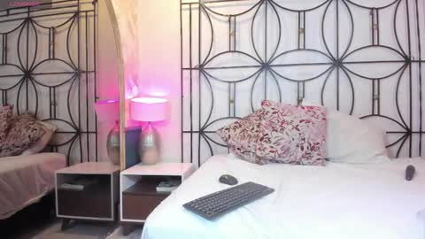 pamela_johnsonn online show from November 6, 10:26 pm