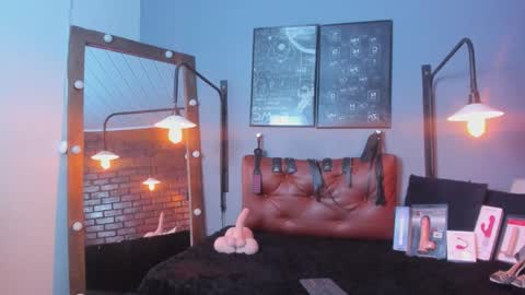 pamela_mature41 online show from November 21, 1:13 pm