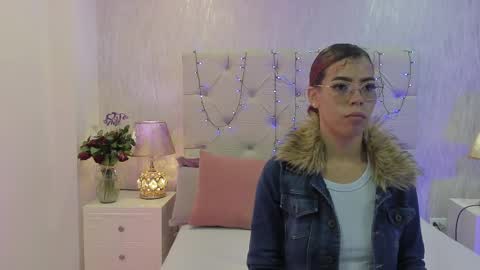 TELL ME PAMELLA AND GIVE ME A GOOD GRADE ITS IMPORTANT online show from September 26, 11:52 am