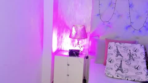 TELL ME PAMELLA AND GIVE ME A GOOD GRADE ITS IMPORTANT online show from October 28, 12:22 pm