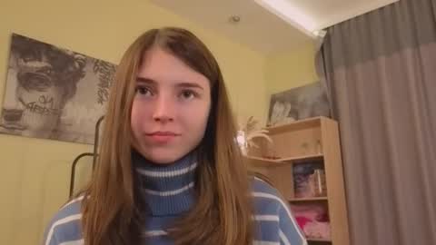 pamilarakestraw online show from September 25, 9:01 pm