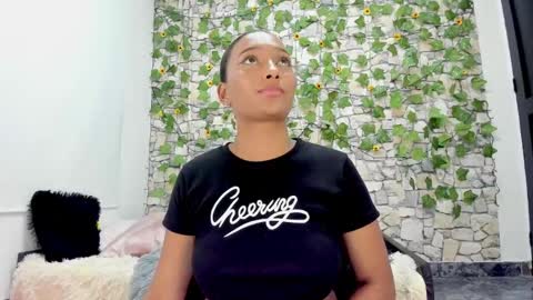 pandora_gu1 online show from December 5, 11:40 pm