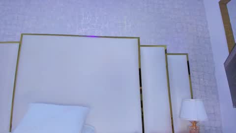 Paola  online show from November 8, 11:59 am