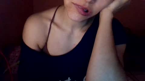 paolamz10 online show from March 14, 4:24 am