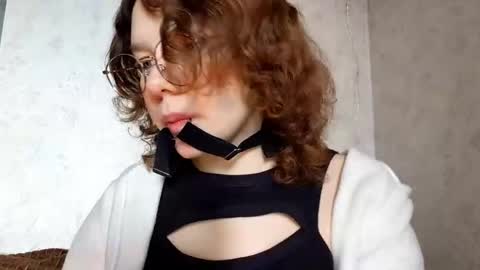 papriefert online show from January 17, 10:56 am