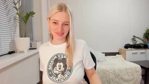 Sasha online show from February 28, 1:25 pm