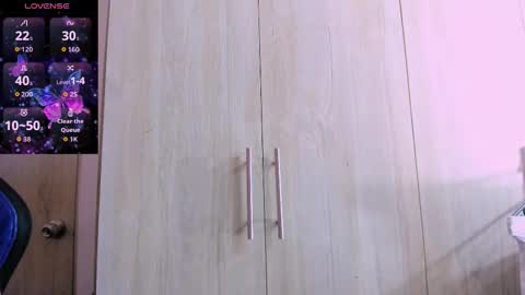 Paris online show from October 25, 6:59 pm