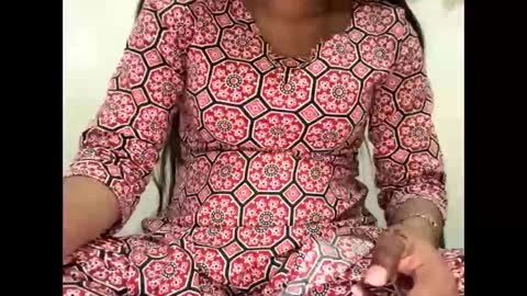 parneetu_642 online show from March 23, 10:43 am