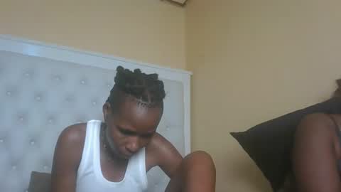 PassionAmor online show from November 14, 8:25 am