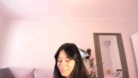 Bella online show from December 2, 5:42 am