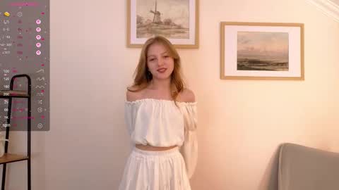 Vicki online show from September 14, 11:19 am