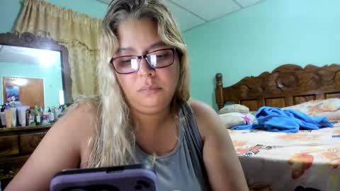 Patricia online show from November 11, 10:07 pm