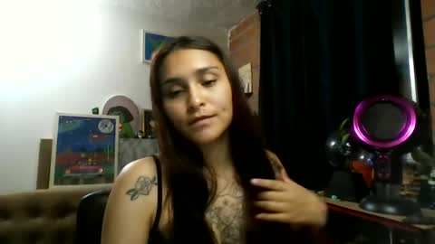 Pau online show from June 13, 5:49 am