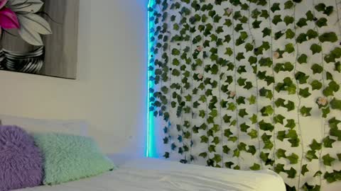 Snapshot of pau_delima__ chatting on December 9, 6:14 pm paulina online show from December 9, 6:14 pm